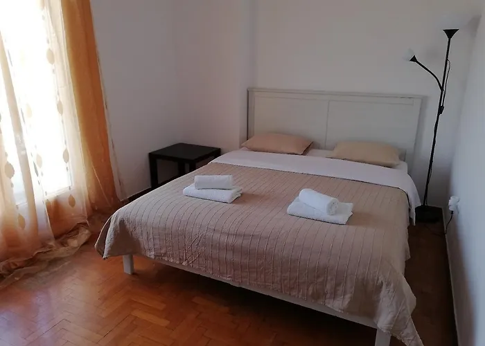 Sfiggos 54 Guest House