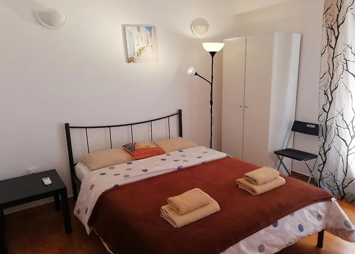 Sfiggos 54 Guest House